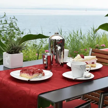 Hotel Strandhaus Eberle 3*