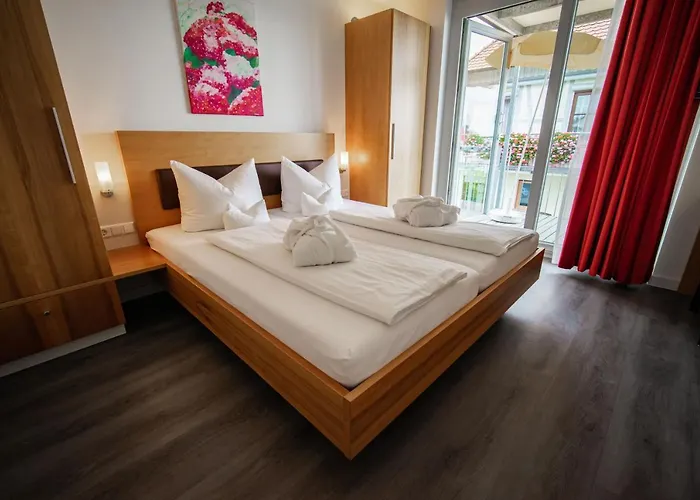 Hotel Strandhaus Eberle 3*